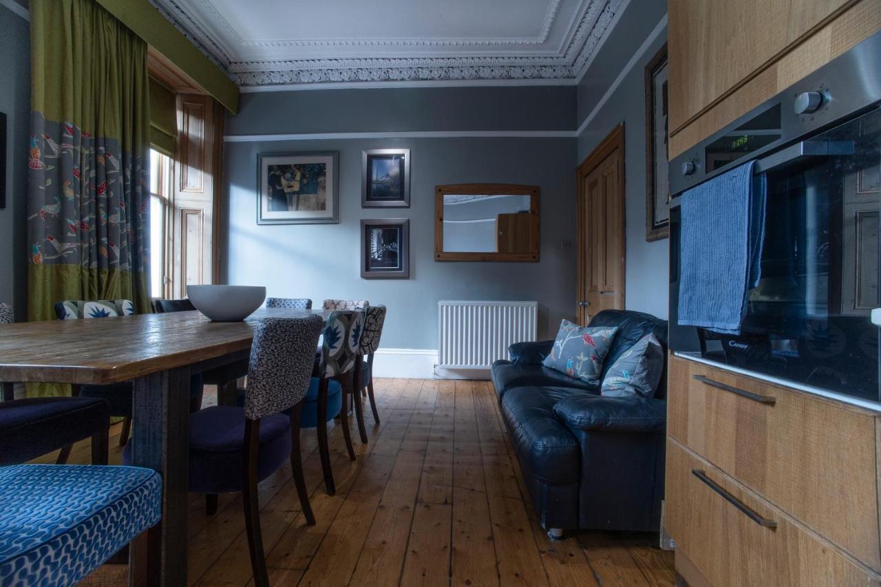 2 Bed In Great Location 15-20 Minutes Walk To Sec Leilighet Glasgow Eksteriør bilde